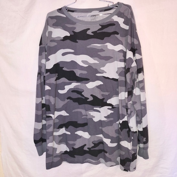 PINK Victoria's Secret Tops - long sleeve shirt